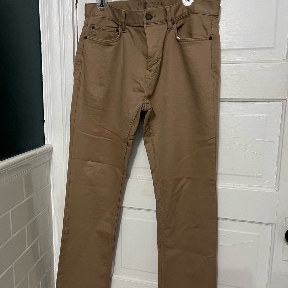 Banana Republic Slim Fit Khaki Traveler Pants